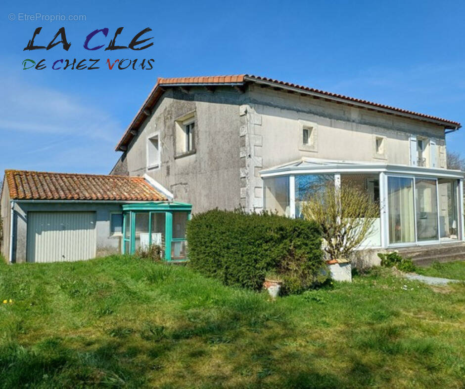 Maison à SAINT-LAURS