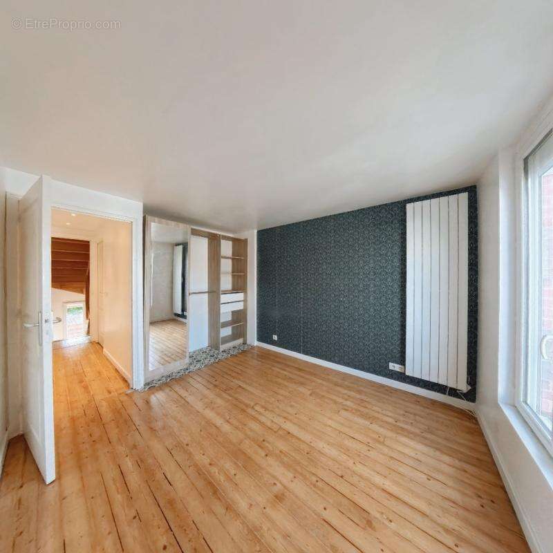 Appartement à MAISONS-ALFORT