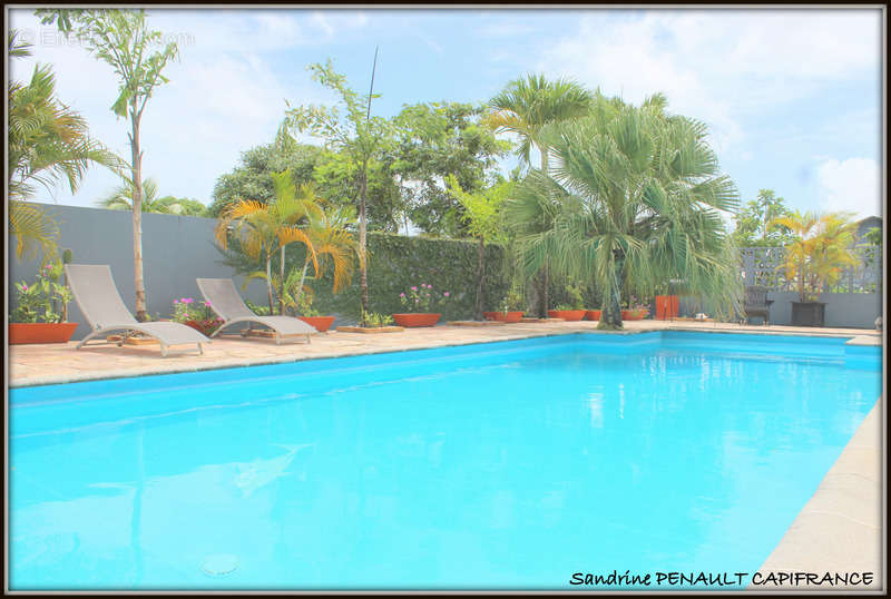 Appartement à KOUROU