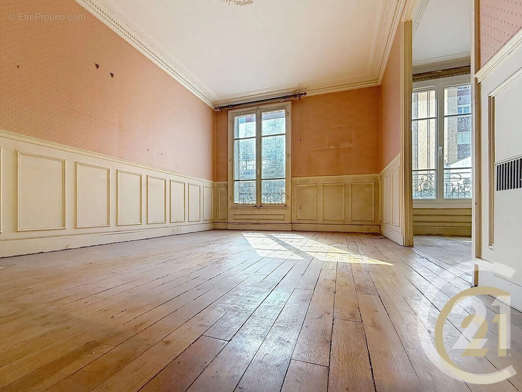Appartement à PARIS-12E
