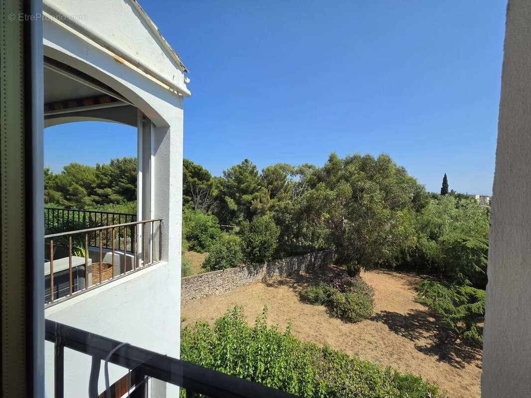 Appartement à HYERES