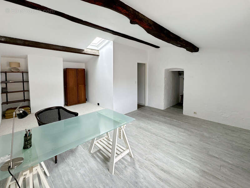 Maison à VIOLS-LE-FORT