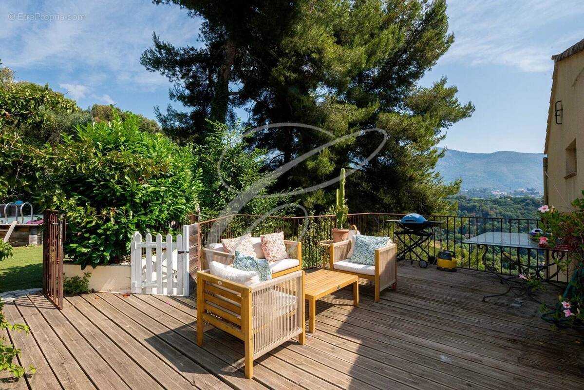 Maison à ROQUEBRUNE-CAP-MARTIN