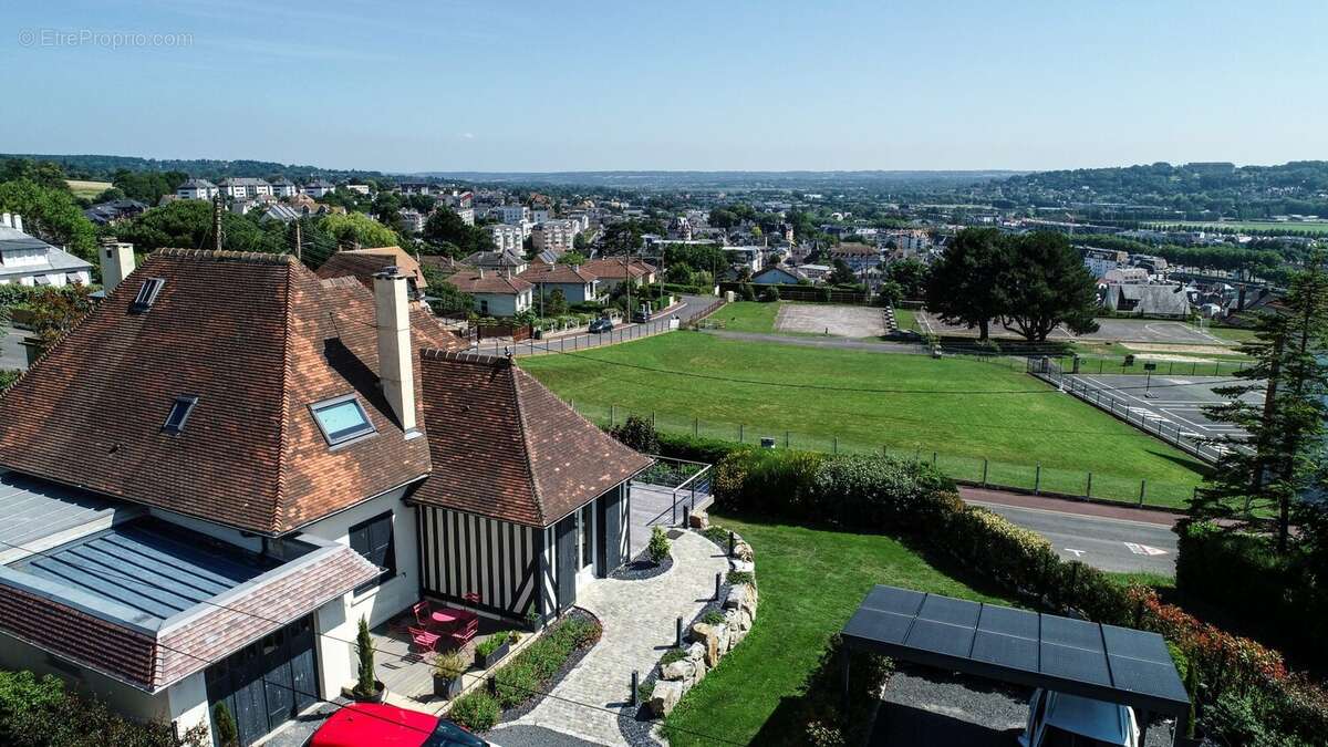 Maison à TROUVILLE-SUR-MER