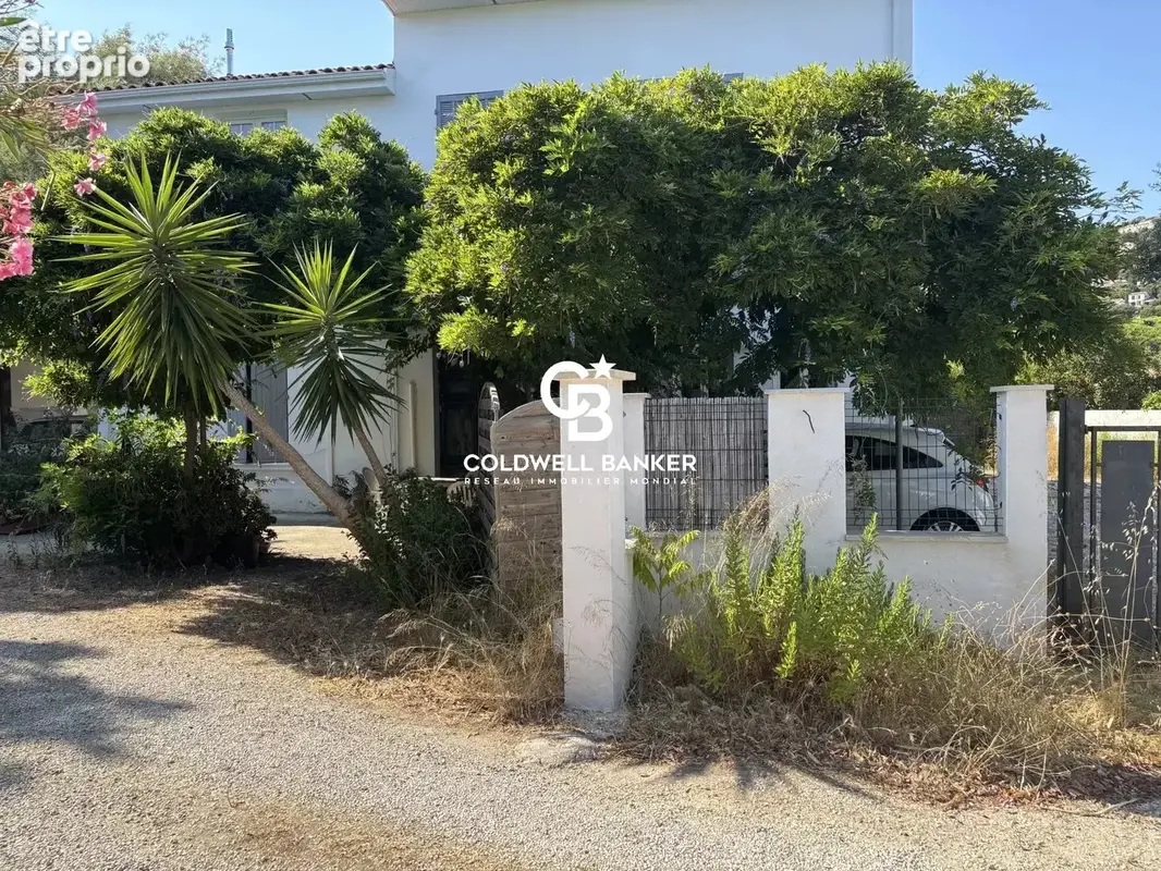 Un Bien Rare à Réinventer : Volumes Bourgeois & Jardin Privatif - photo 15