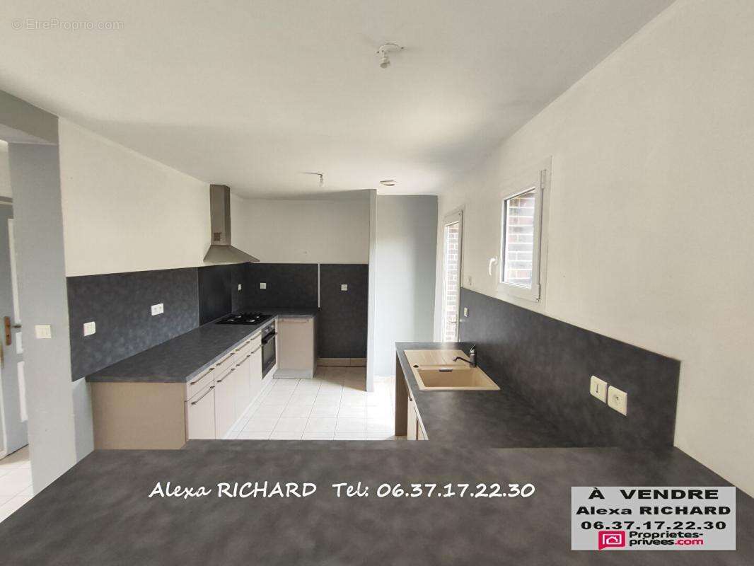 Maison à LA FERRIERE-SUR-RISLE