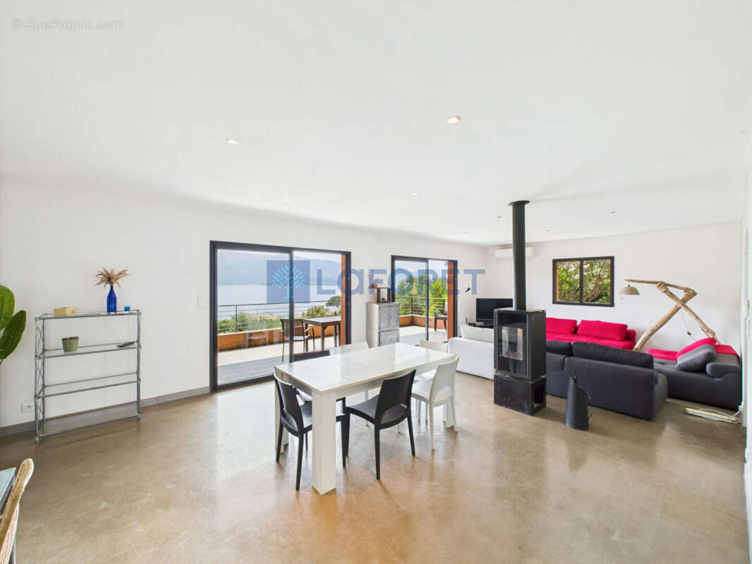 Maison à CALCATOGGIO