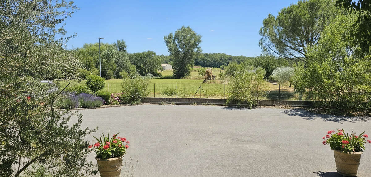 Ensemble immobilier de 3 habitations  louees  à brignon (gard) - photo 4