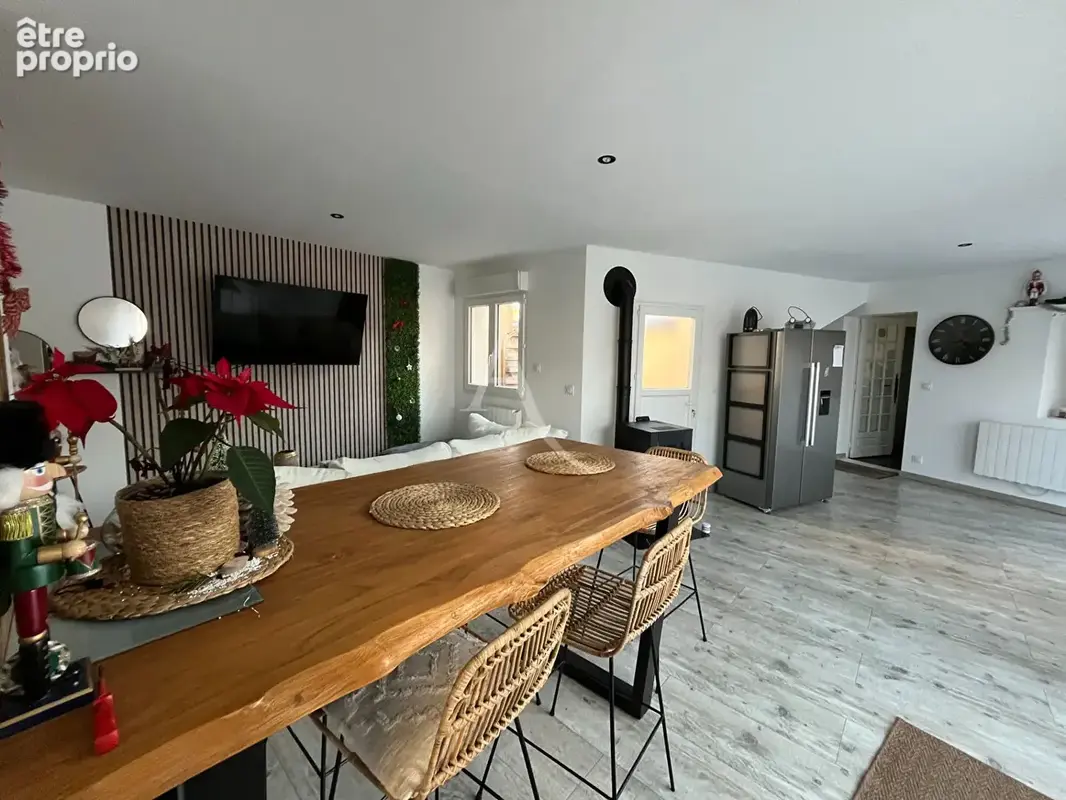 Ensemble immobilier de deux maisons  à ST AVAUGOURD DES LANDES. - photo 5