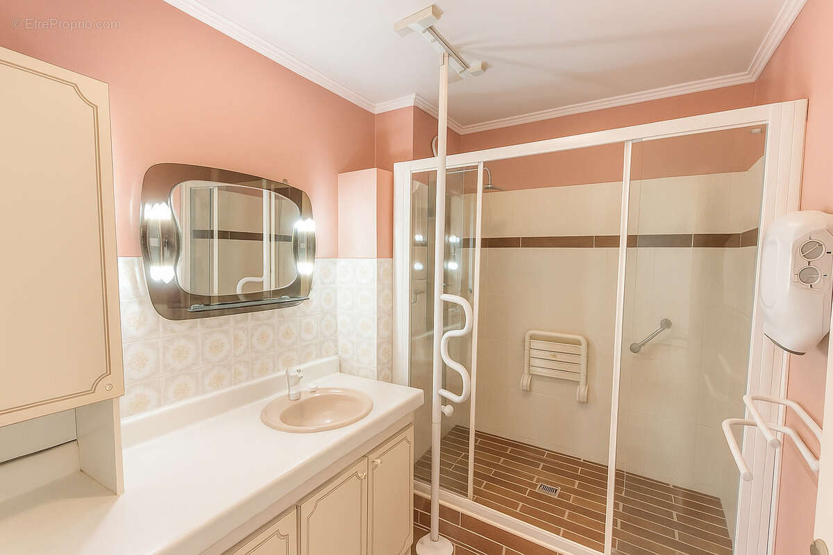 Appartement à LA VALETTE-DU-VAR