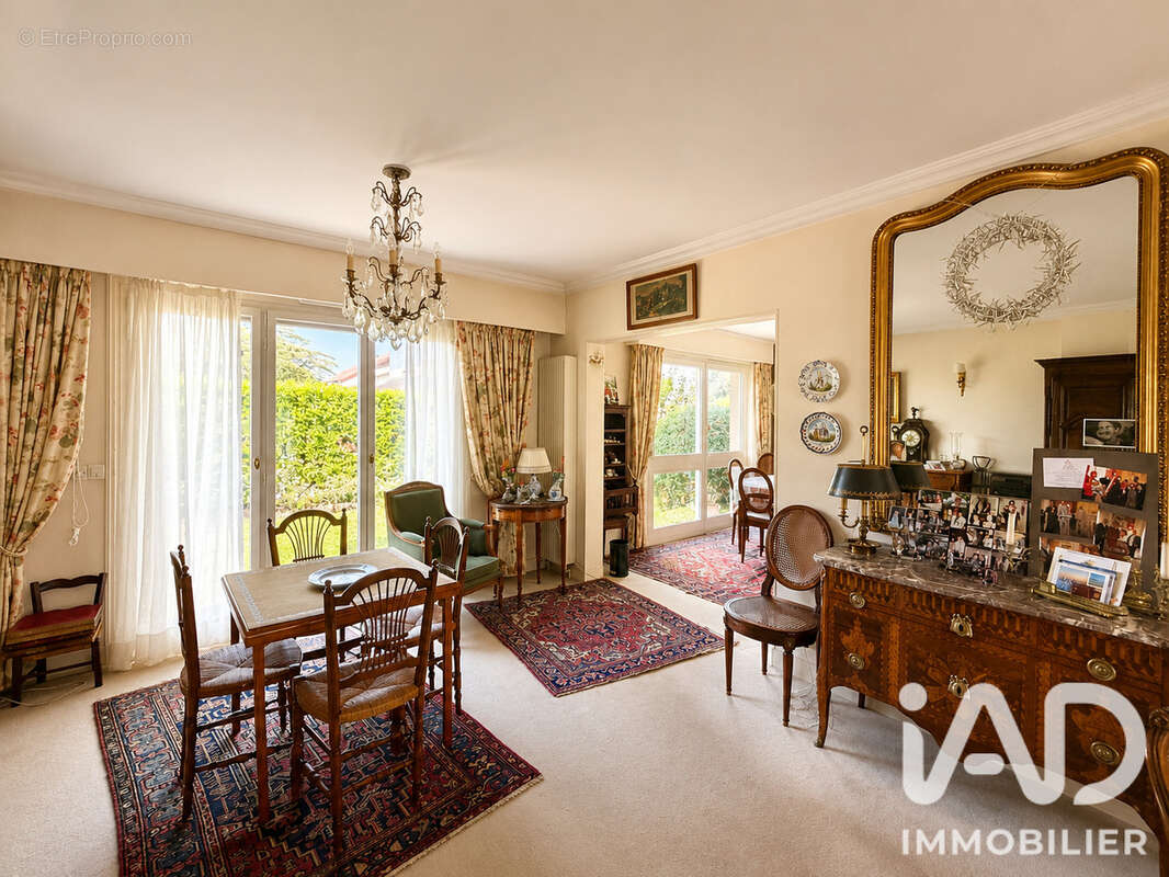 Maison 169 m² à Fourqueux  - photo 4
