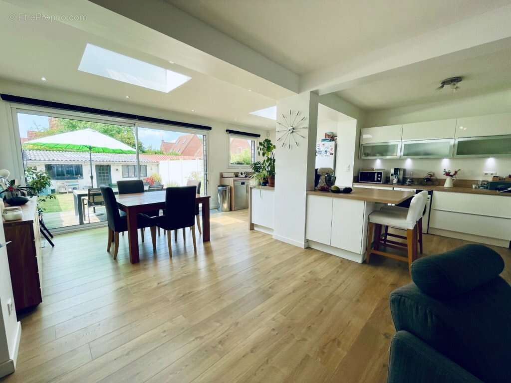 Maison coup de cœur de 106 m² à Wambrechies - photo 2