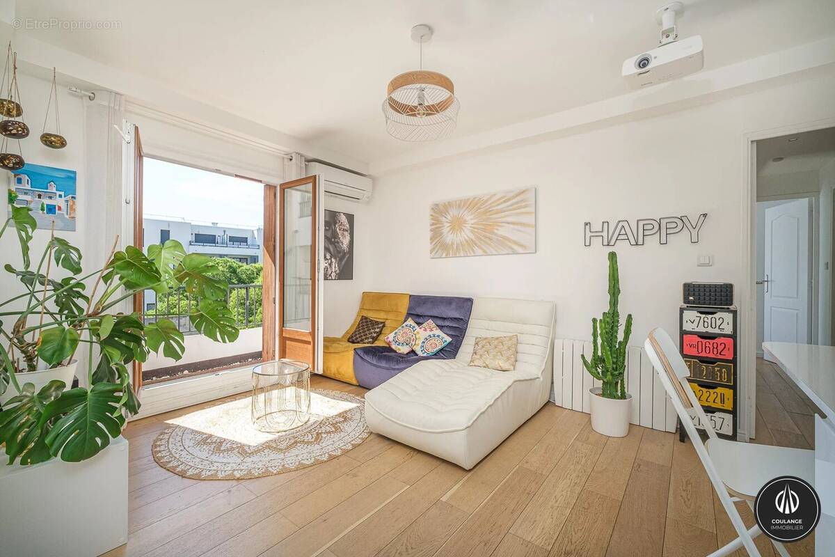 Appartement à MARSEILLE-8E