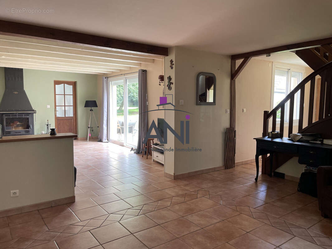 Maison 211 m² à Envermeu  - photo 3
