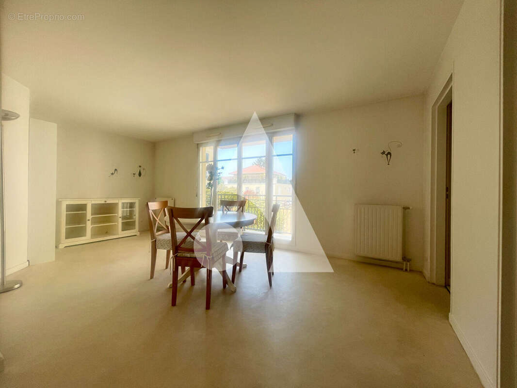 Appartement Saint-gratien 3 pièce(s) 65.79m2 - photo 2