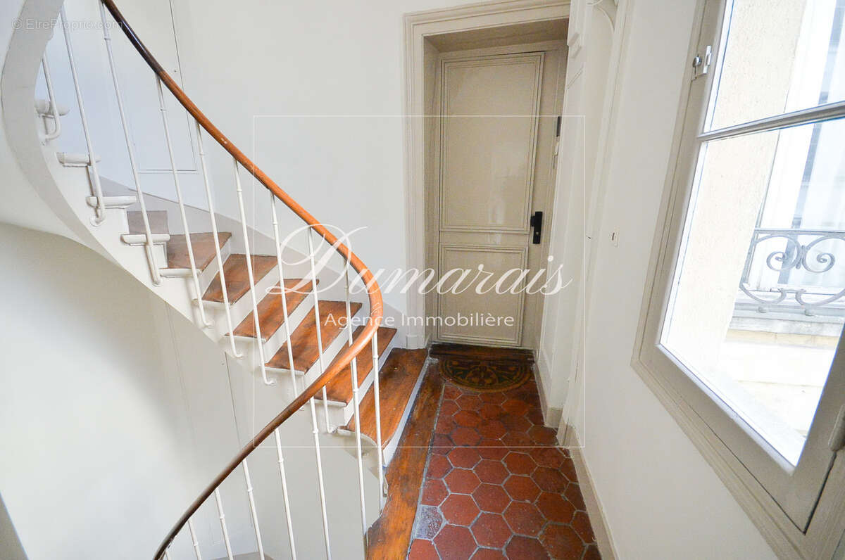 Appartement à PARIS-4E