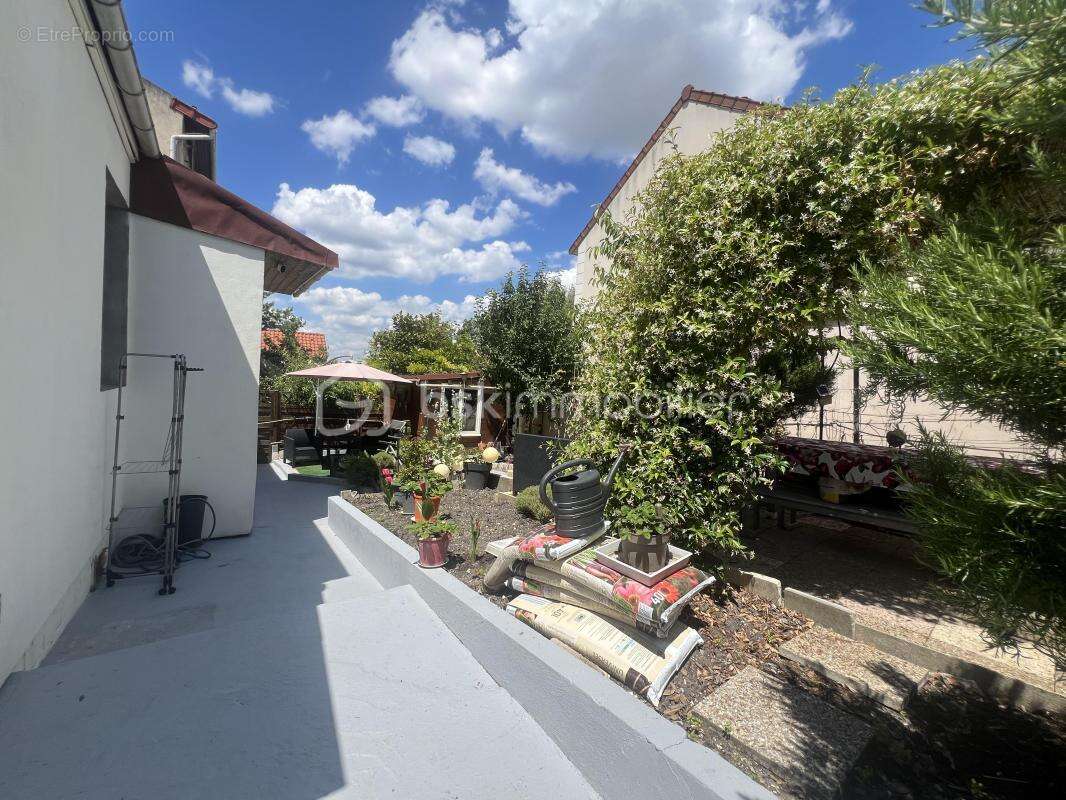 Maison plain-pied  rénovée avec jardin /avec potentiel d'extension - photo 10
