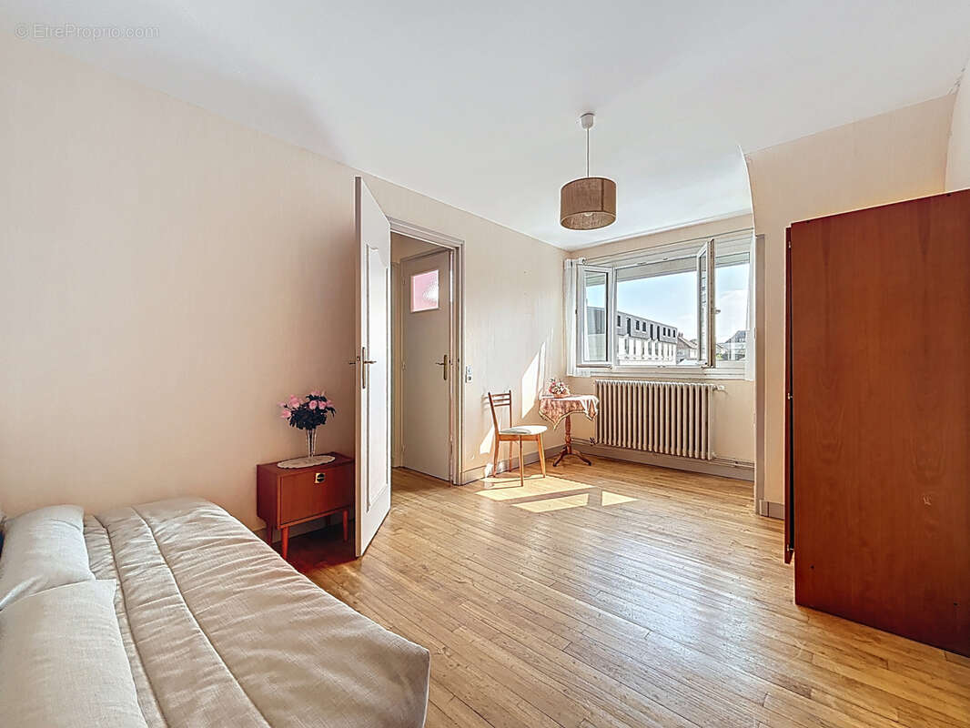 Maison à VILLERS-BOCAGE