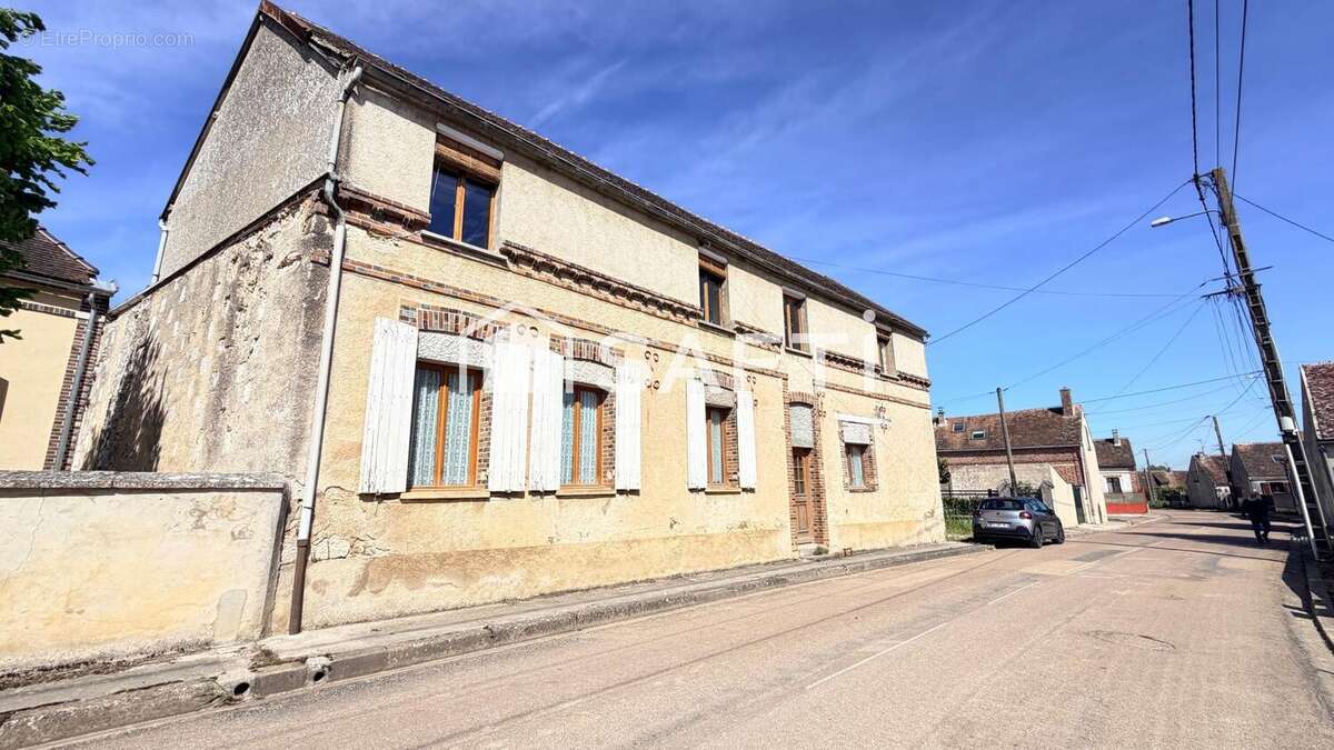 Photo 2 - Maison à BRAY-SUR-SEINE