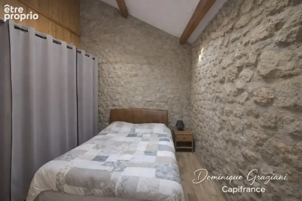 Un havre de paix sur 1500 m² de terrain – charme et tranquillité absolue à Leignecq (42380) - photo 10