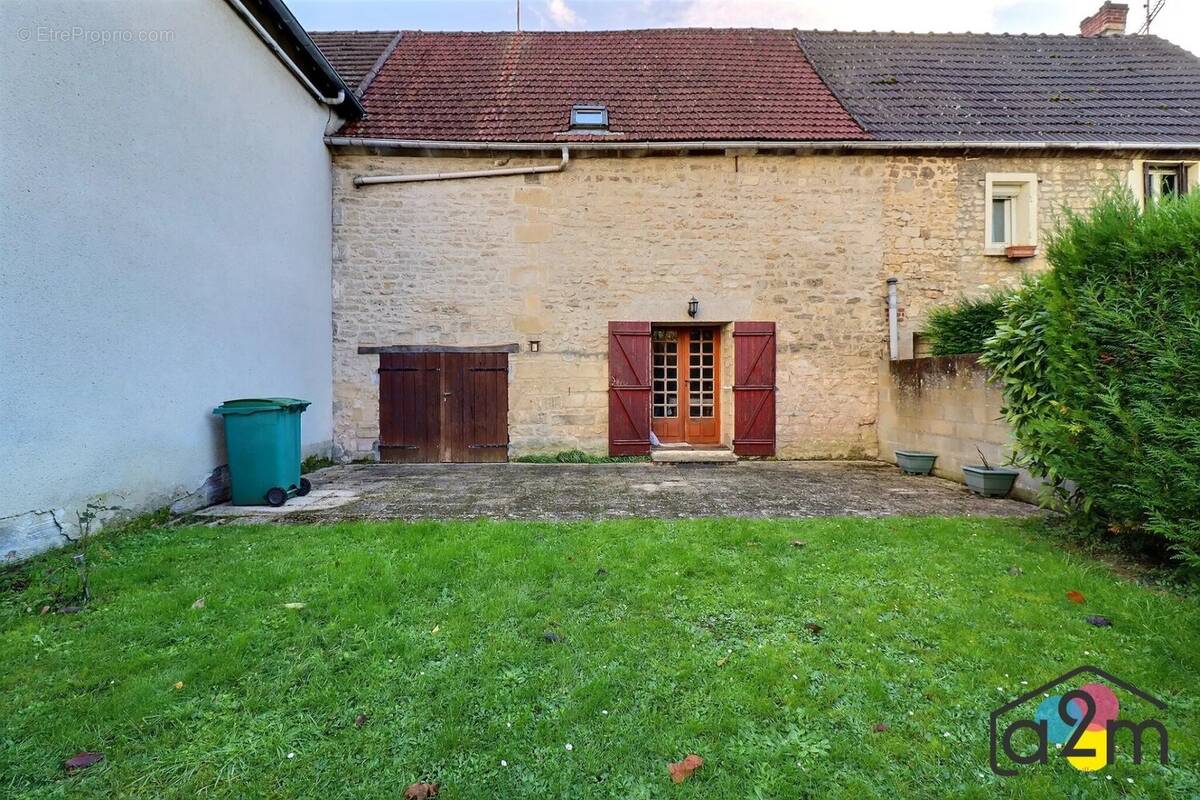 Maison à MONTATAIRE