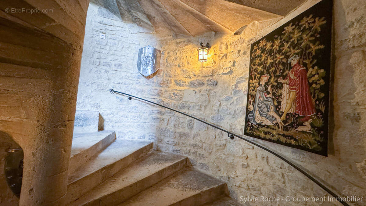 Maison à CADEROUSSE