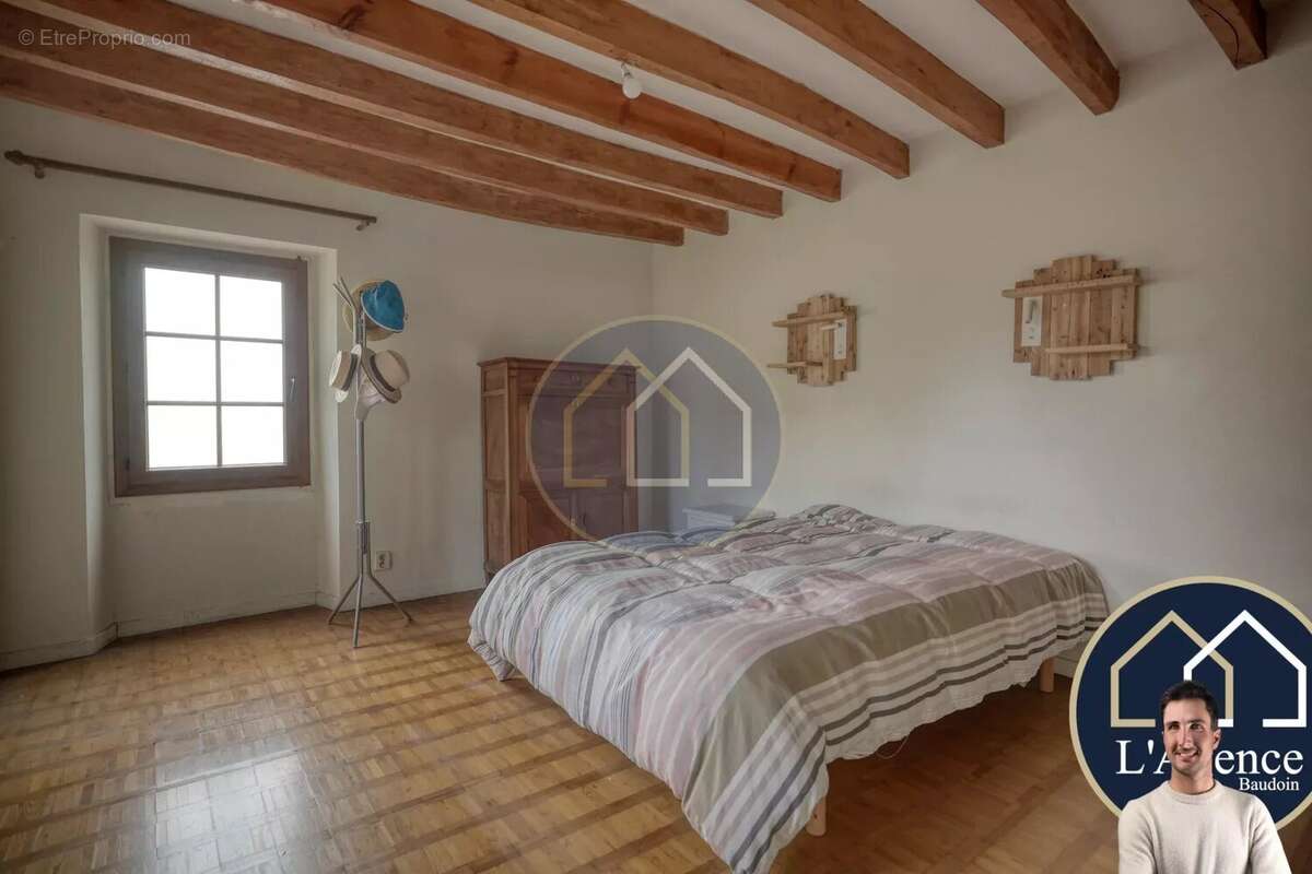 Maison à YERMENONVILLE