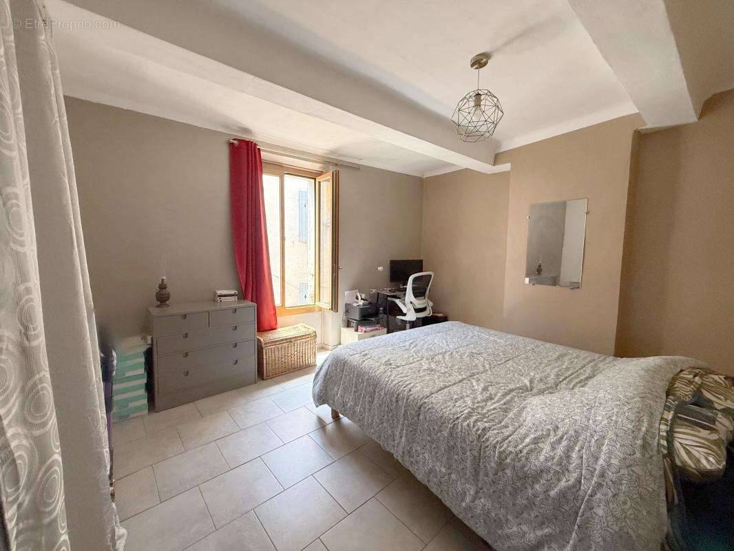 Maison à SAINT-MAXIMIN-LA-SAINTE-BAUME