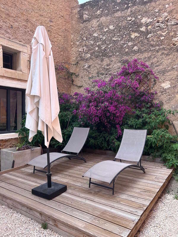 Maison à SAINT-GENIES-DE-FONTEDIT