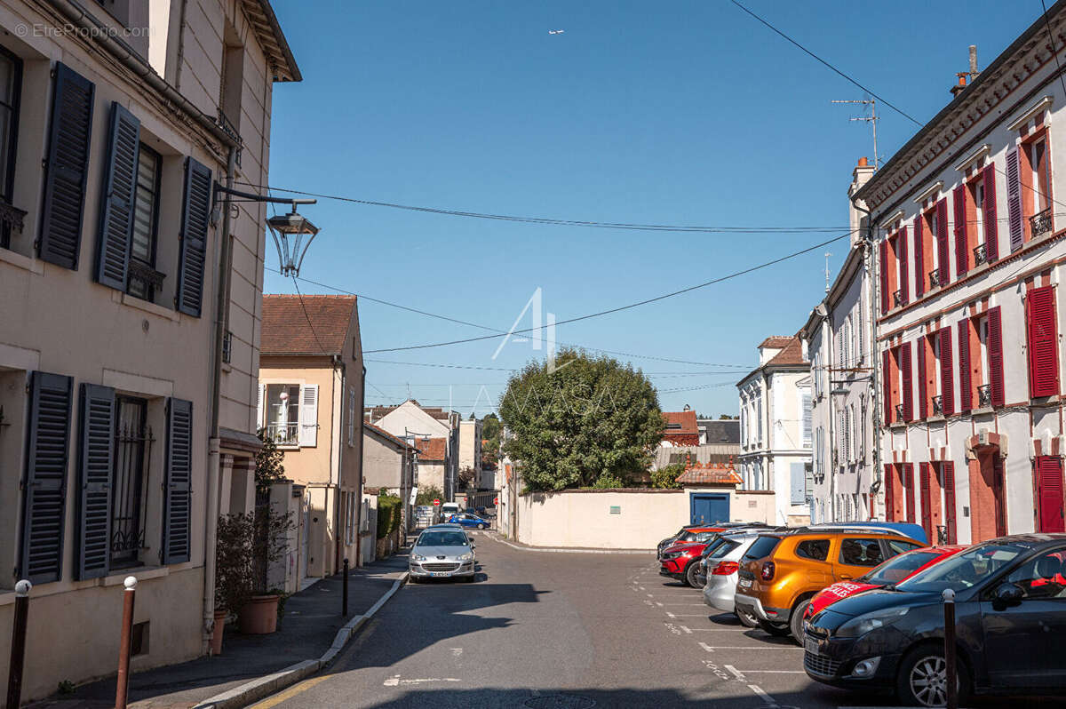 Appartement à LAGNY-SUR-MARNE