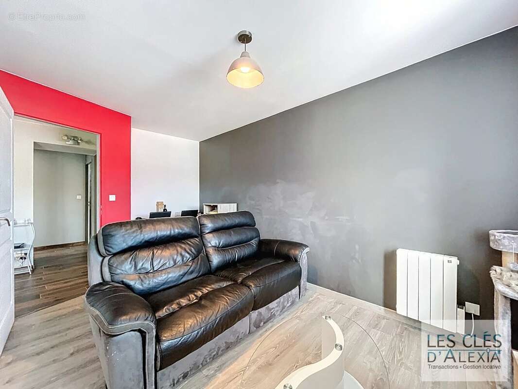 Appartement à LOIRE-SUR-RHONE