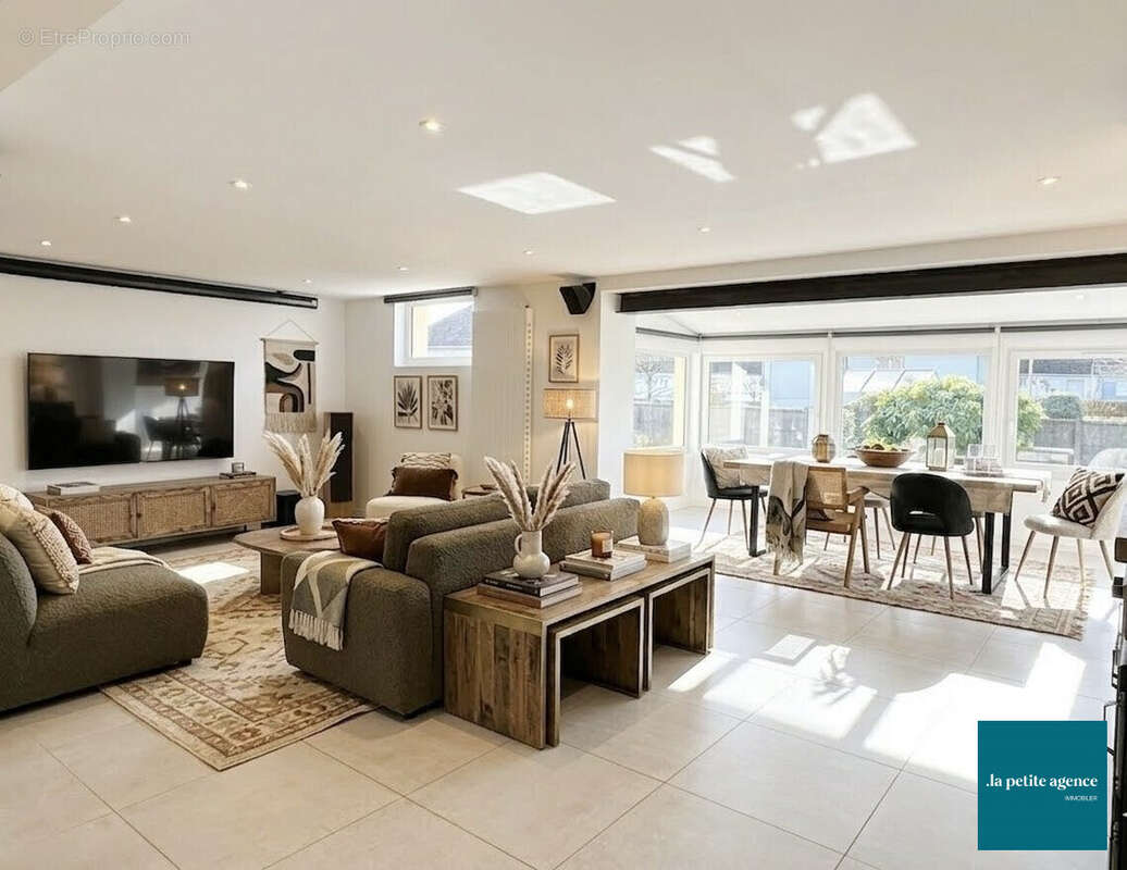 Projection  - Maison à QUERQUEVILLE