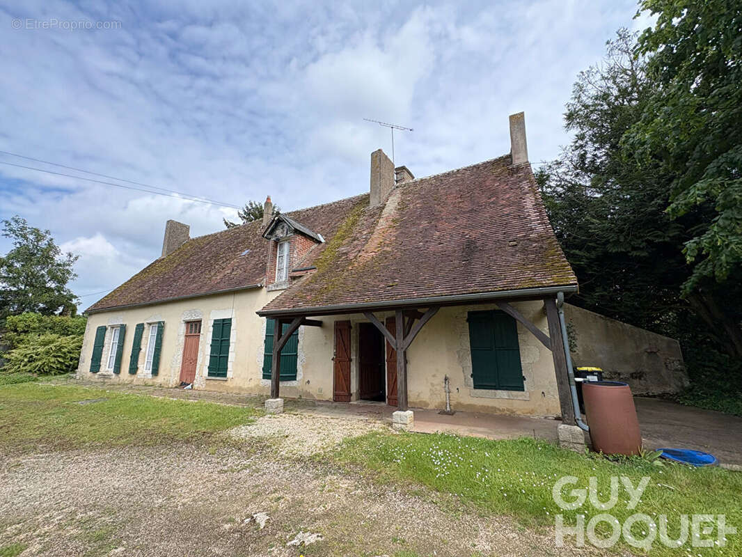 Maison à OUZOUER-LE-DOYEN