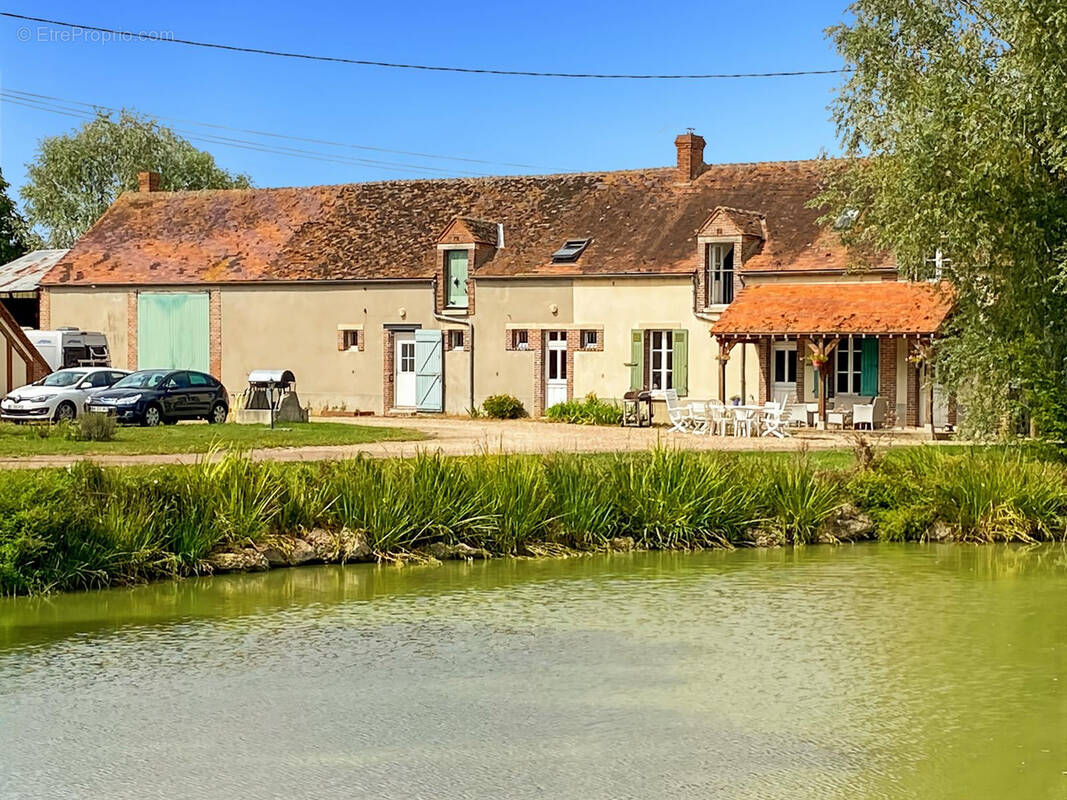 Maison à COURTENAY
