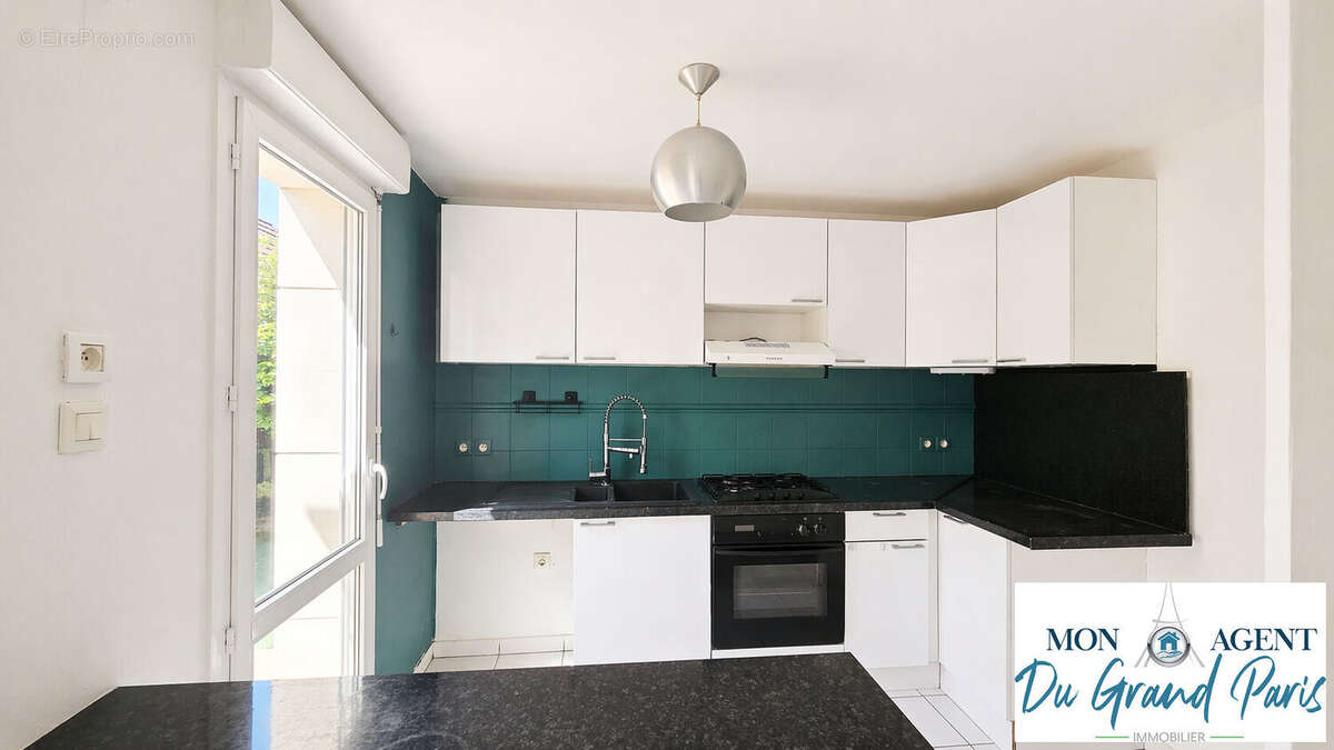 Appartement à MAGNY-LES-HAMEAUX
