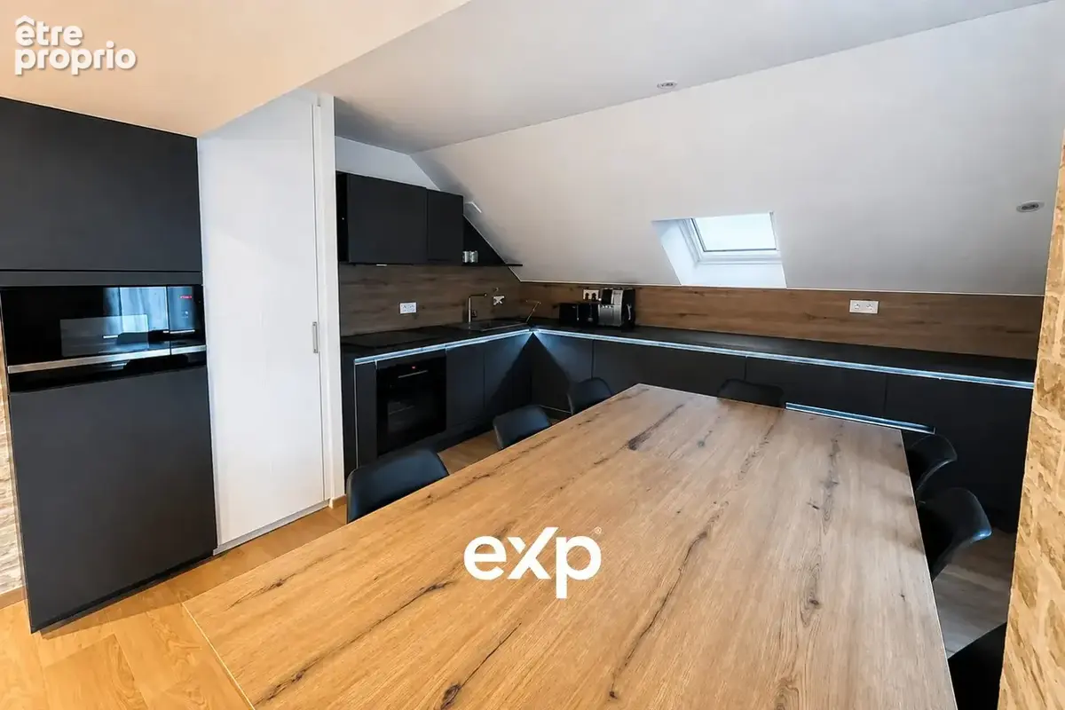Appartement 85 m² à Chateau-Ville-Vieille  - photo 3