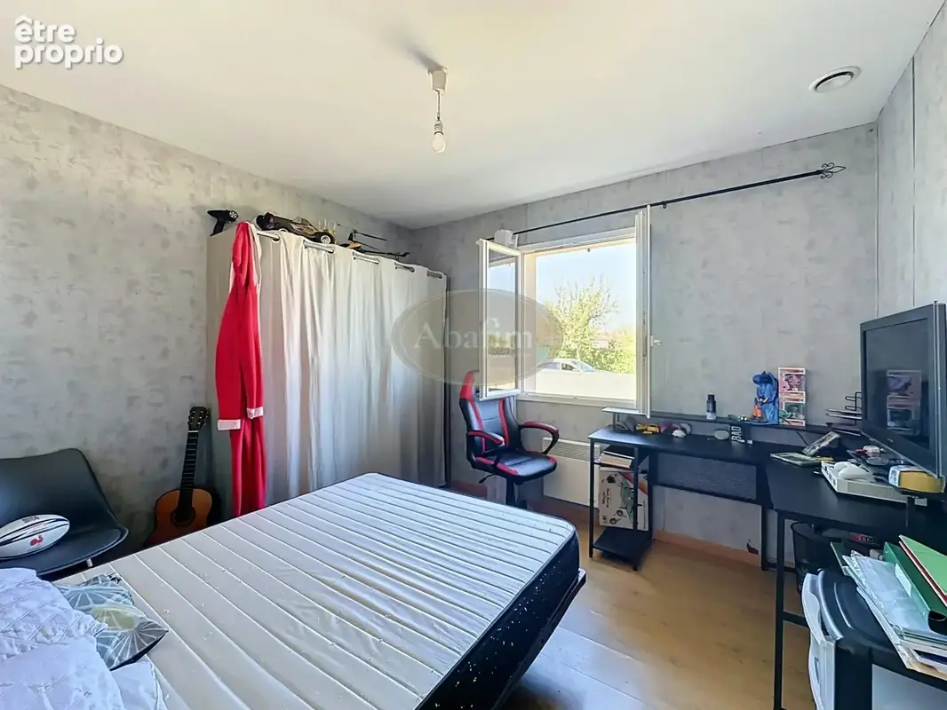 Maison de plain-pied avec piscine - photo 10