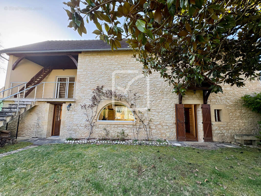 Maison à MONTIGNAC