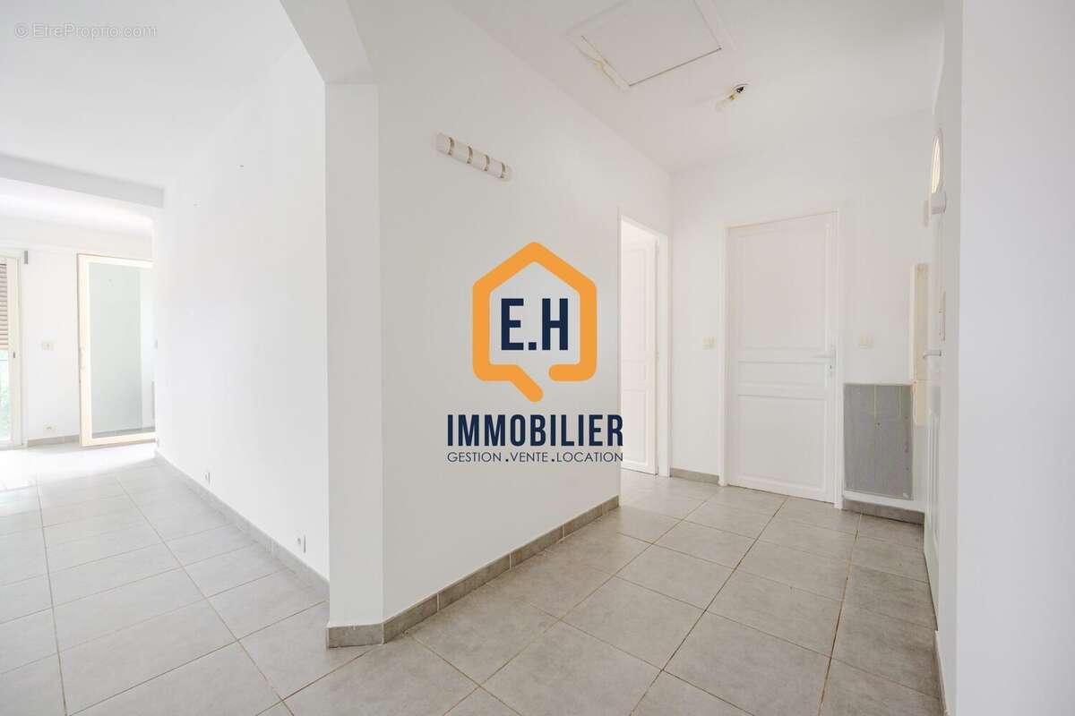 Appartement 57 m² à Toulon  - photo 6