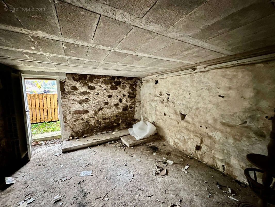 Maison à BELONCHAMP