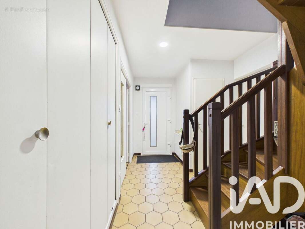 Photo 9 - Maison à LUCEY