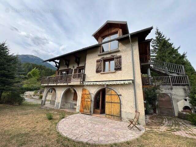 Appartement à EMBRUN