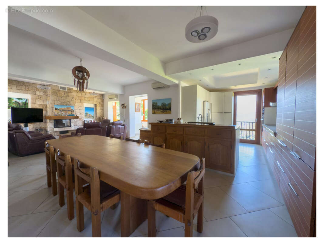 Maison à SAINTE-LUCIE-DE-TALLANO