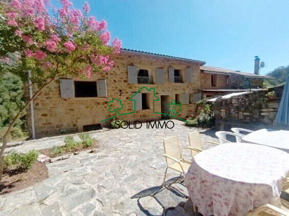 Maison traditionnelle de 145 m2 sur la commune de Juvinas 07600 - photo 2
