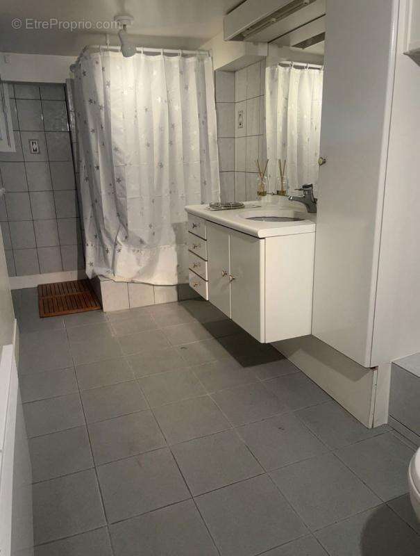 Maison à LA CELLE-SAINT-CLOUD