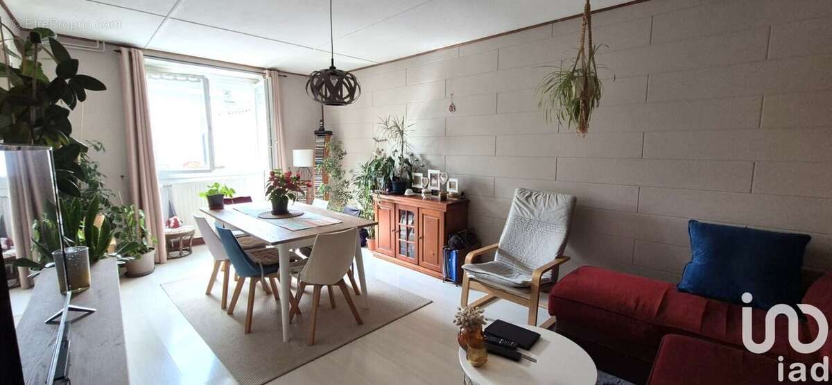 Photo 2 - Maison à ETIVAL