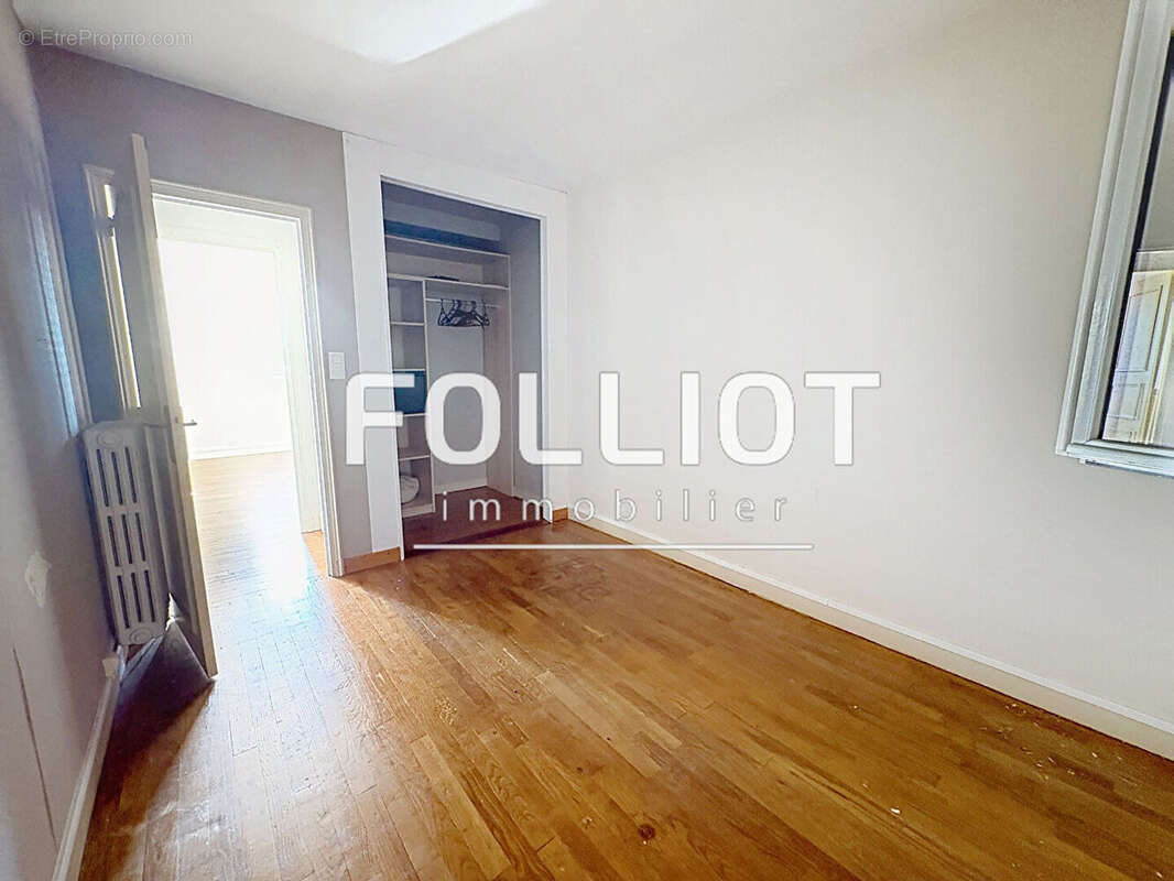 Appartement à FOUGERES
