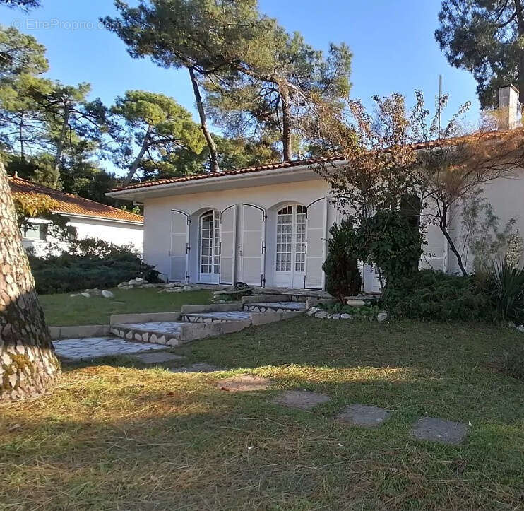 Maison à SAINT-GEORGES-DE-DIDONNE