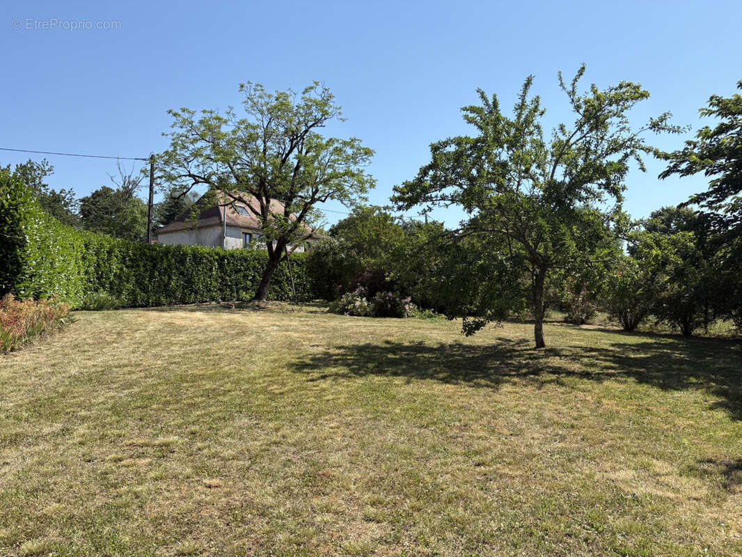 Genis Magnifique propriété Périgourdine avec gite, piscine, parc et vues - photo 29