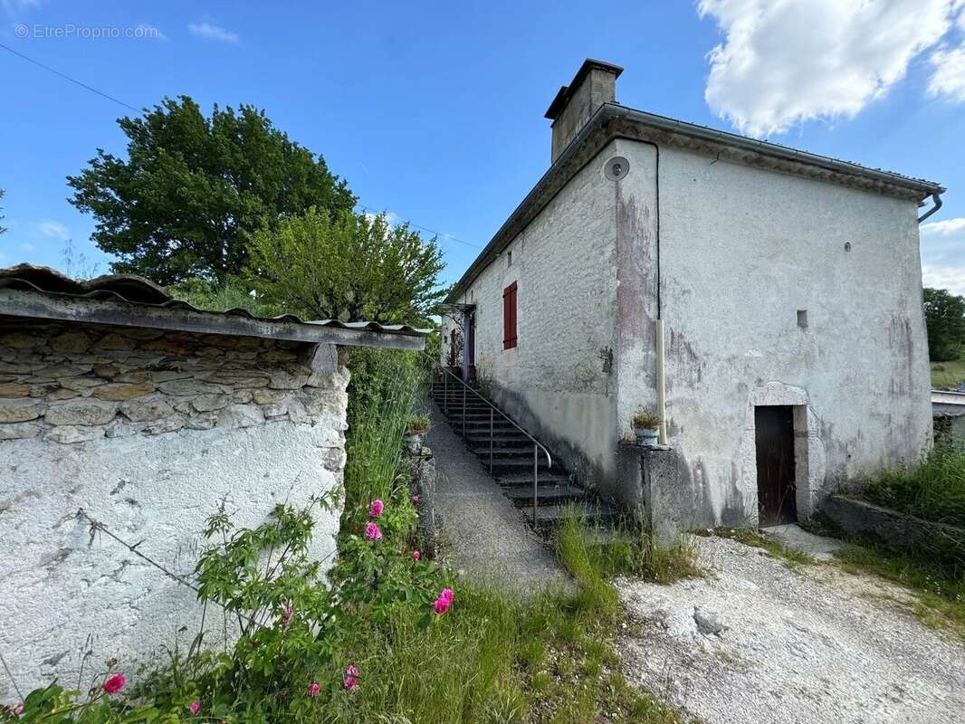 Maison à BAGAT-EN-QUERCY